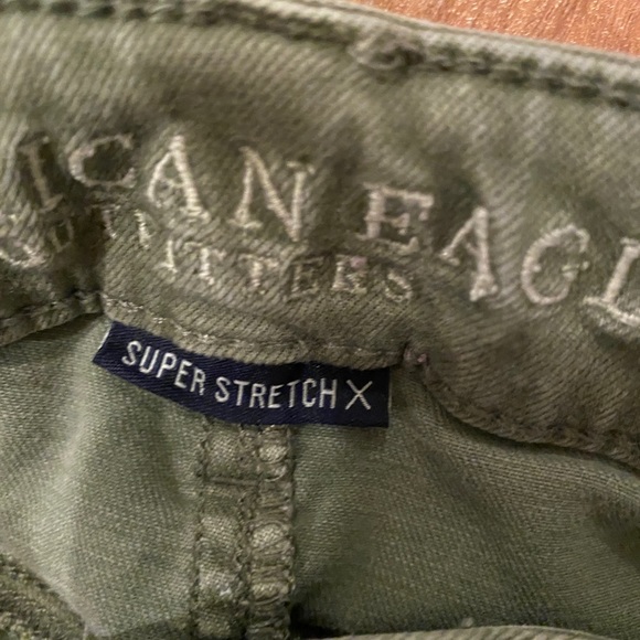 American Eagle Ripped Jeans - Picture 6 of 7